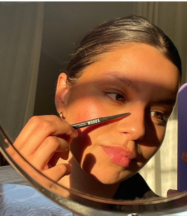 Micro sculpting brow pencil