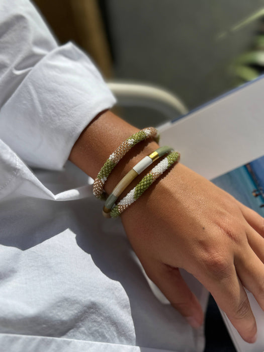 Lacquered buffalo horn bangle Multicolored Khaki White Gold: 63/65 mm