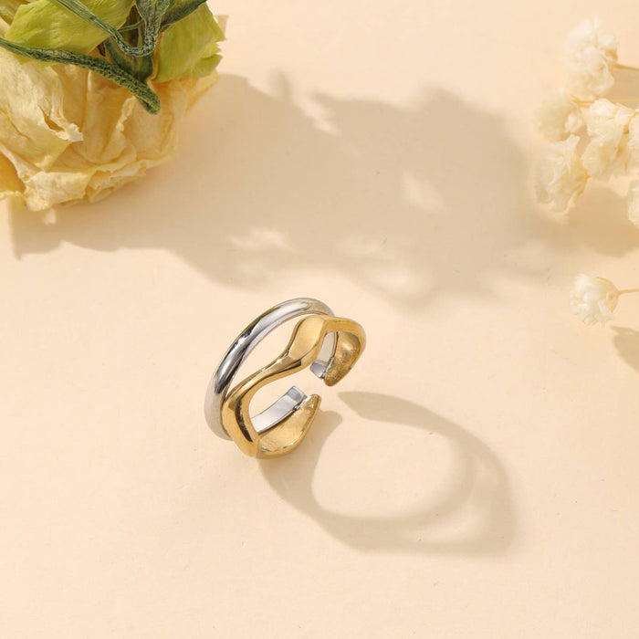 Ring - Delphiana: Gold