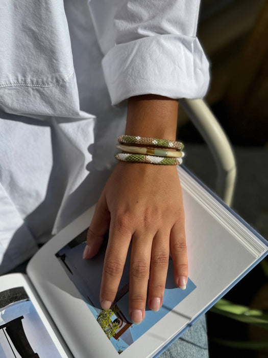 Lacquered buffalo horn bangle Multicolored Khaki White Gold: 63/65 mm