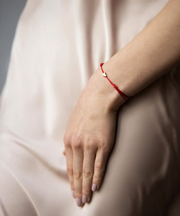 Iva Jewerly Bracelet with Heart on a String