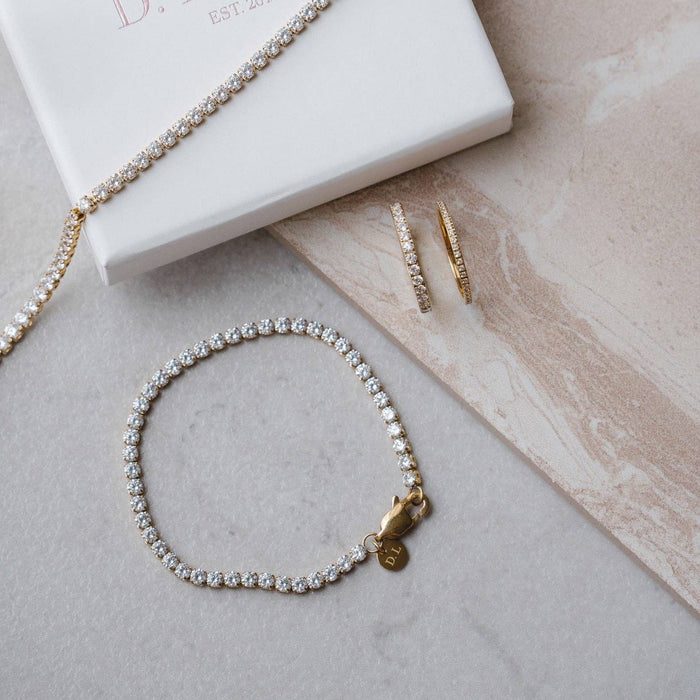Tennis Bracelet: 16.5cm